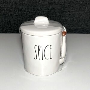 RAE DUNN SPICE JAR CANISTER WITH LID AND MATCHING SCOOP NWT